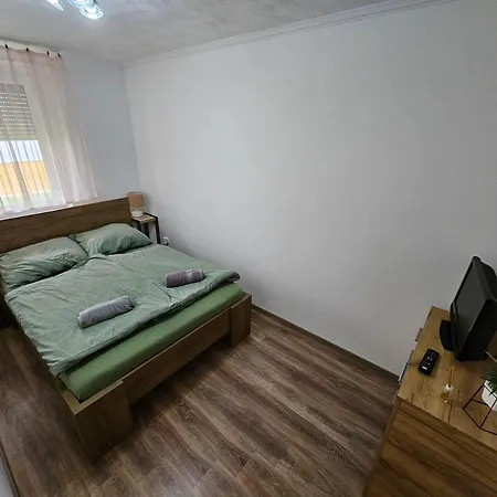 Apartment Fischer 2 Hajduszoboszlo